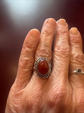 Sterling Silver Vintage Red Carnelian Oval Ring
